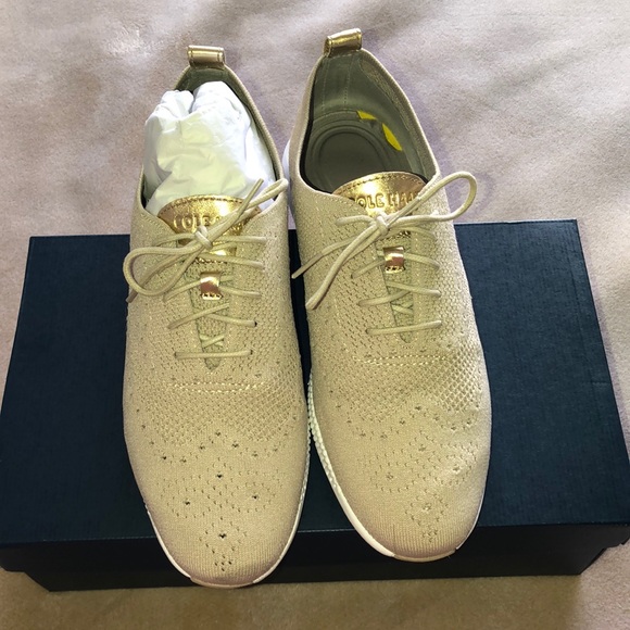 Stylish/Comfortable for everyday wear - Picture 3 of 6